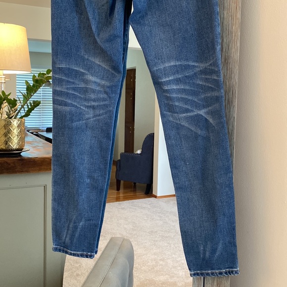 Ashley Mason, size 24 distressed high waisted skinny jeans, perfect condition! - Picture 6 of 7